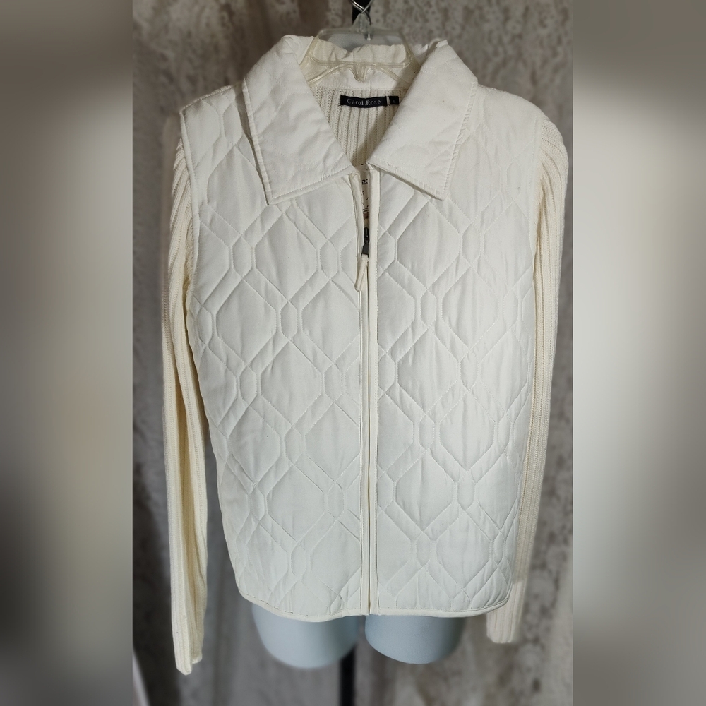 Carol Rose Cream Puffer Jacket with Diamond Quilting